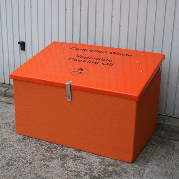 The RSA/25 storage unit has a 685 litre capacity.

The body is manufactured from strong and durable glass fibre composite and the lid is made from glass reinforced plastic for a smooth finish.