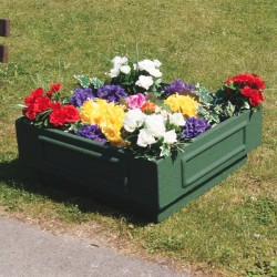 Wybone - VP Square Flower Planters with Plinths