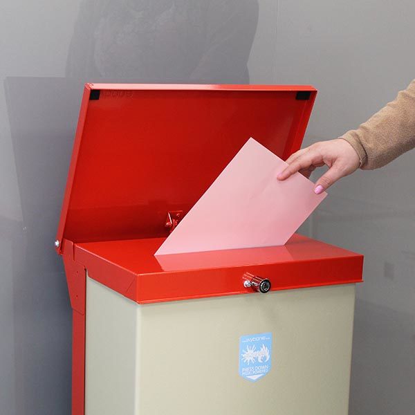 Confidential Waste Clinical Waste Bin